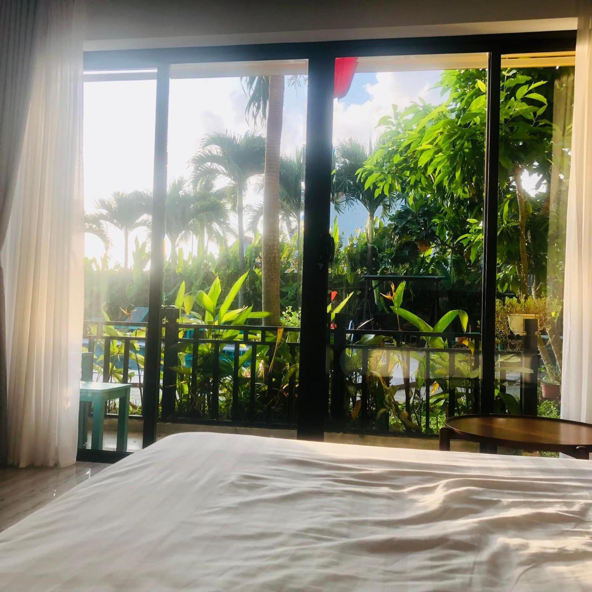 Double Room Pool View