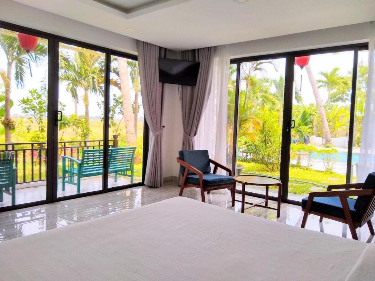 King Room Garden View