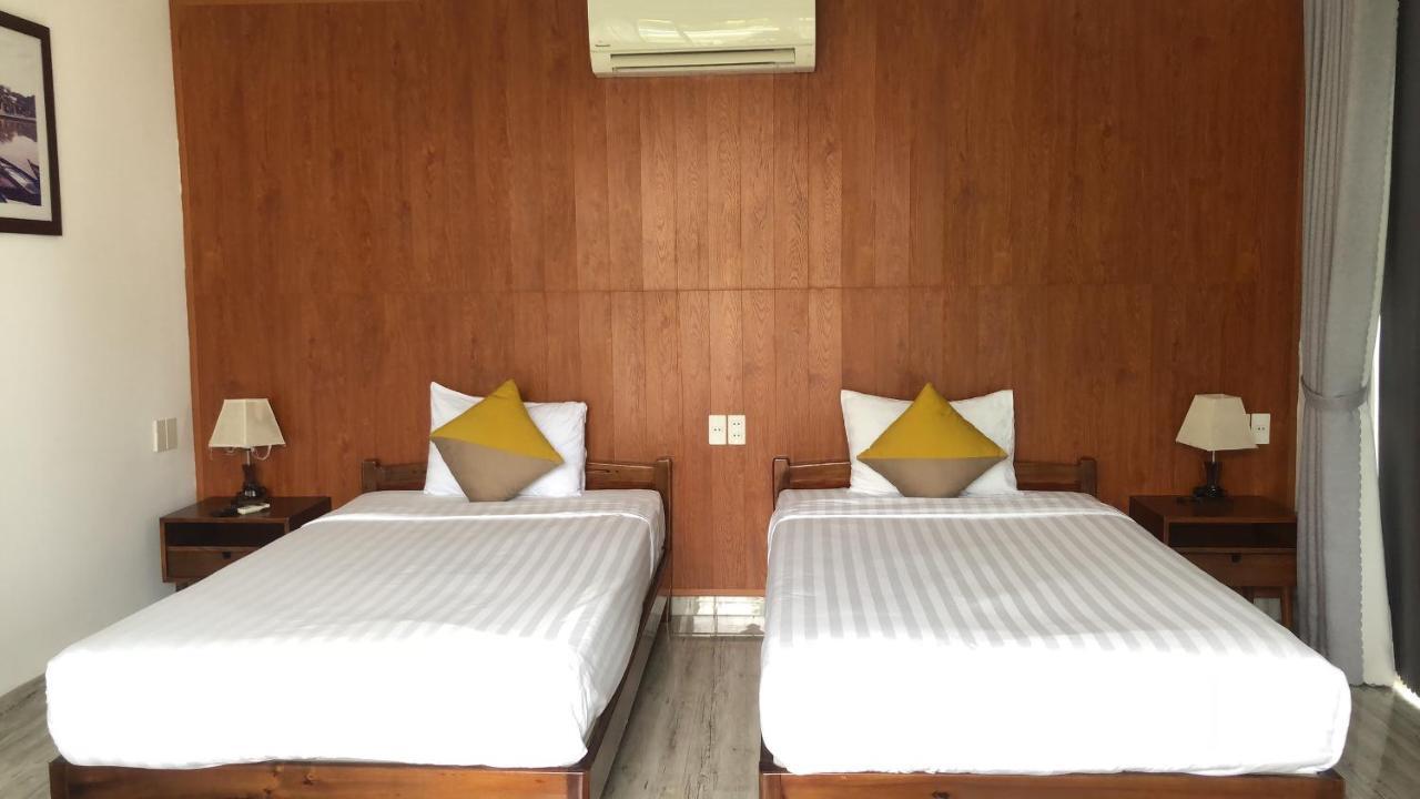 King Room Garden View