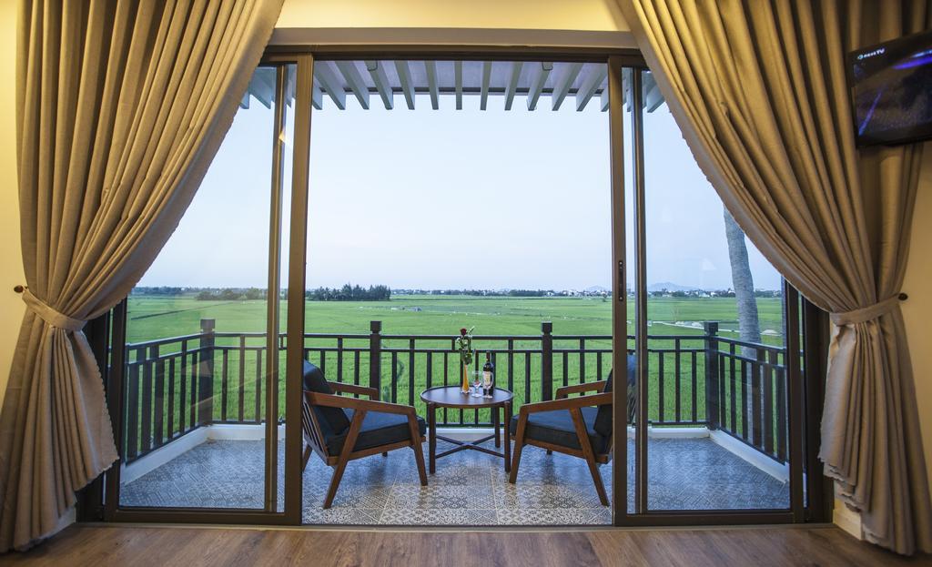 King Room Garden View