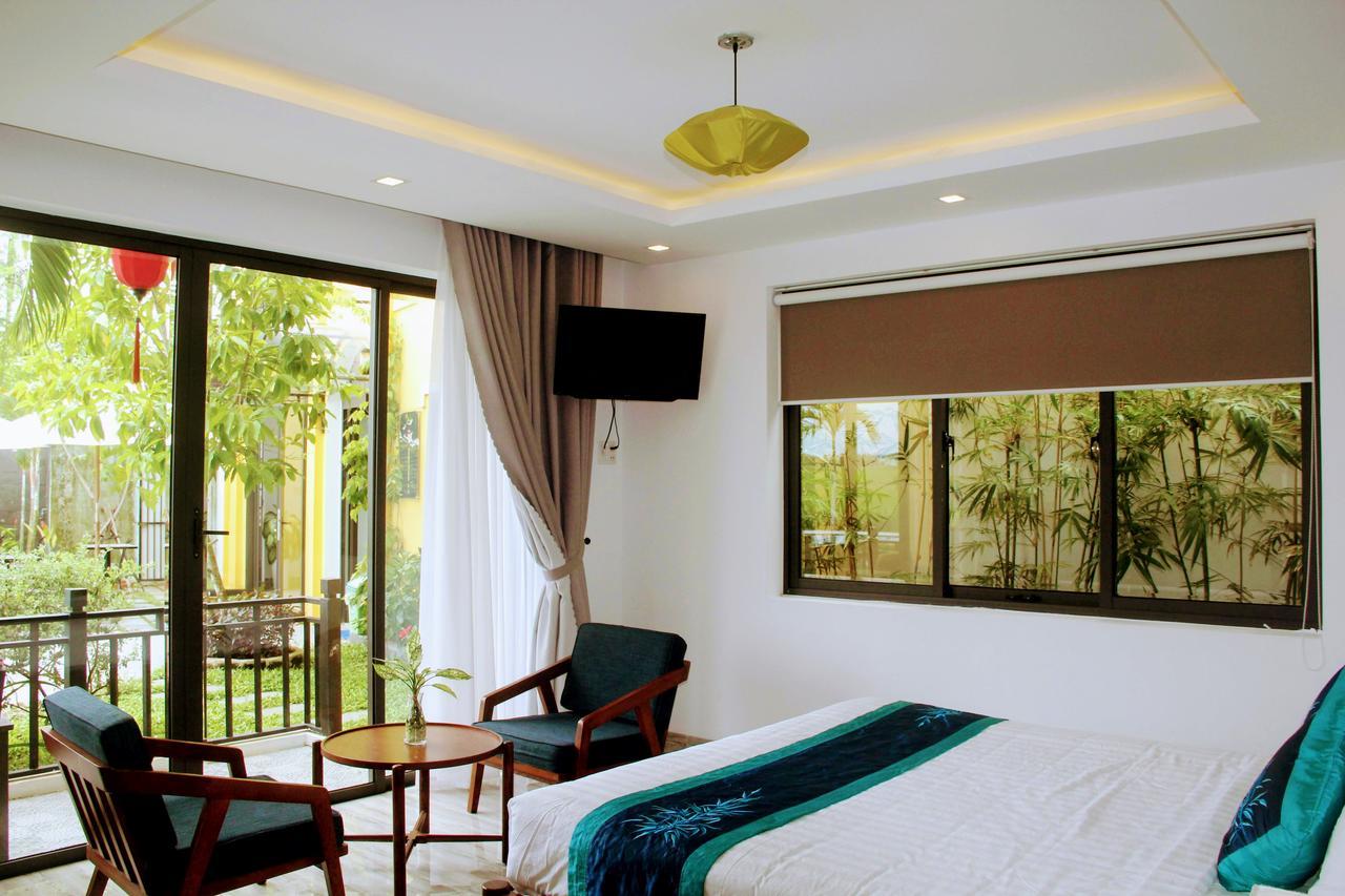 Double Room Pool View